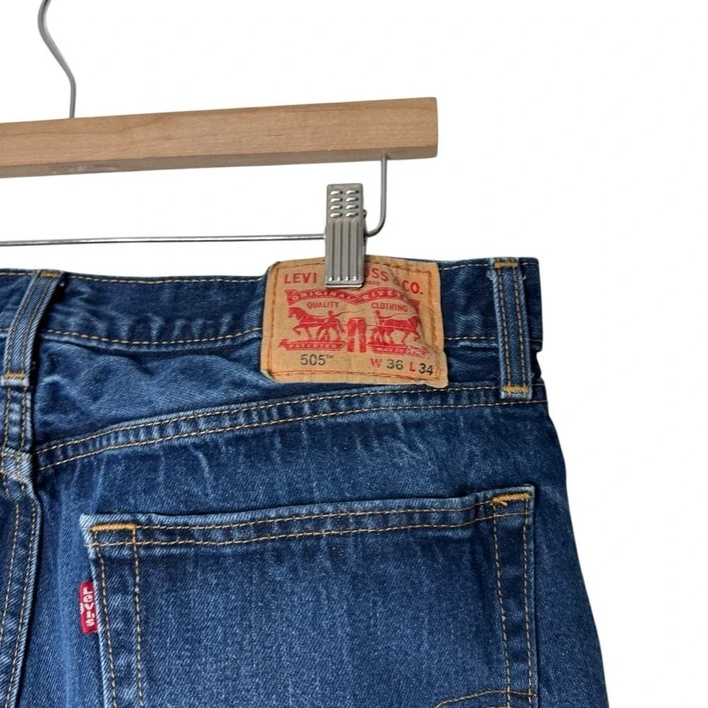 Levi's 505 Regular Mid Rise Regular Fit Straight Leg Jeans Denim Pants Men's 36‎